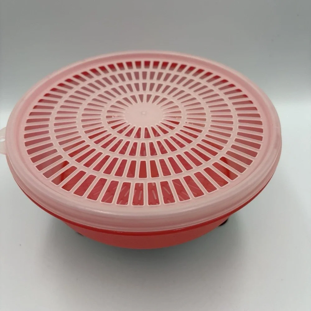 Tupperware Colander Strainer Bowl 1835 Flow Through Lid 3 Quart Red EUC